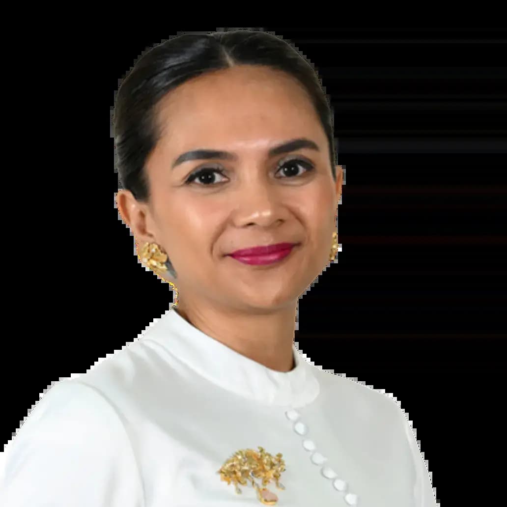 Ny. Marlyn Sugiono